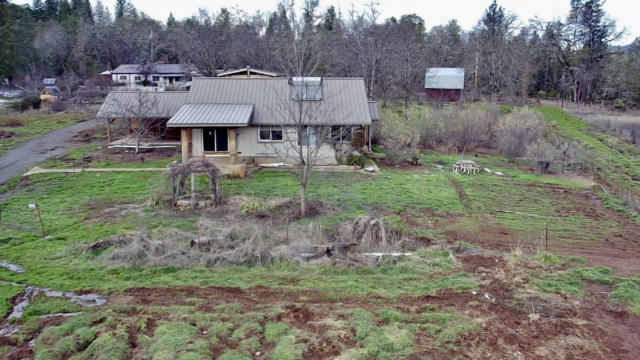 2446 HUGO RD, MERLIN, OR 97532, photo 4 of 27