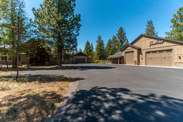 16900 AUTUMN CT, BEND, OR 97707, photo 3 of 52