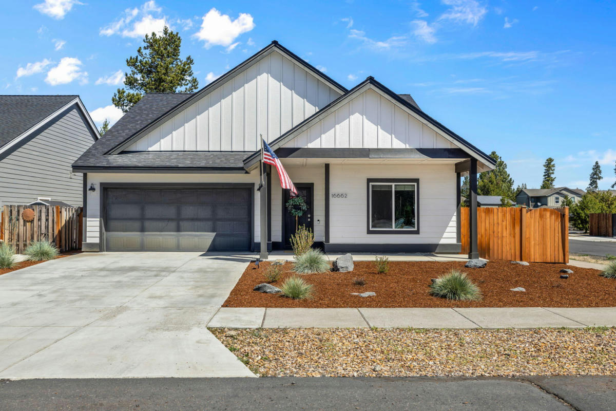 16662 CABIN LAKE LN, LA PINE, OR 97739, photo 1 of 18