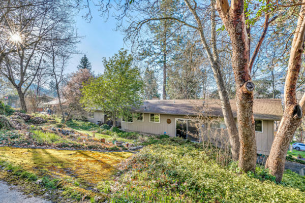 484 7TH AVE, GOLD HILL, OR 97525 - Image 1