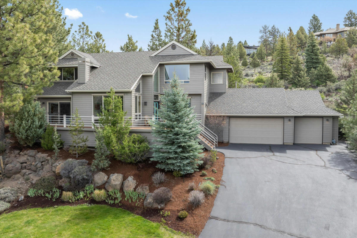 3202 NW UNDERHILL PL, BEND, OR 97703, photo 1 of 67