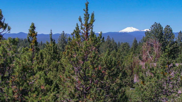 2616 NW GILL CT, BEND, OR 97703 - Image 1