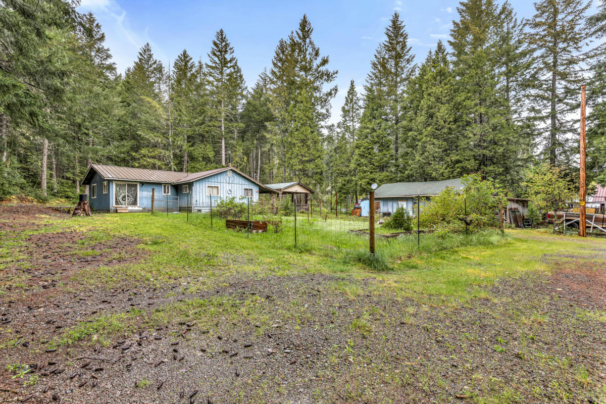 37618 REDWOOD HWY, O'BRIEN, OR 97534, photo 1 of 23