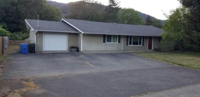 639 PINE ST, ROGUE RIVER, OR 97537 - Image 1