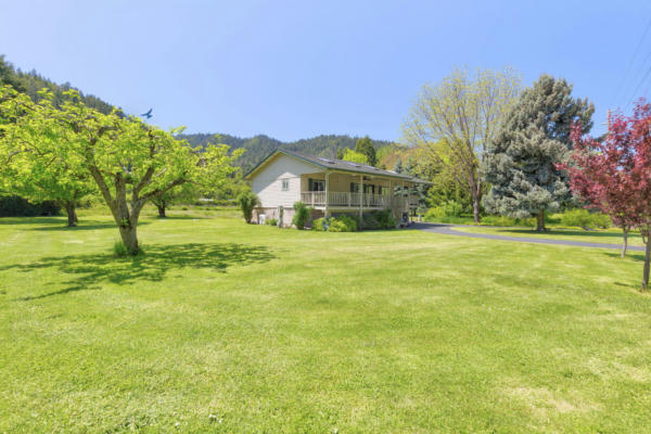 4415 ROGUE RIVER HWY, GOLD HILL, OR 97525 - Image 1