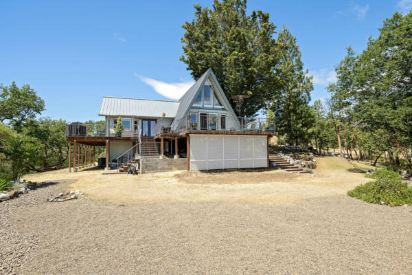 1100 W ROLLING HILLS DR, EAGLE POINT, OR 97524 - Image 1
