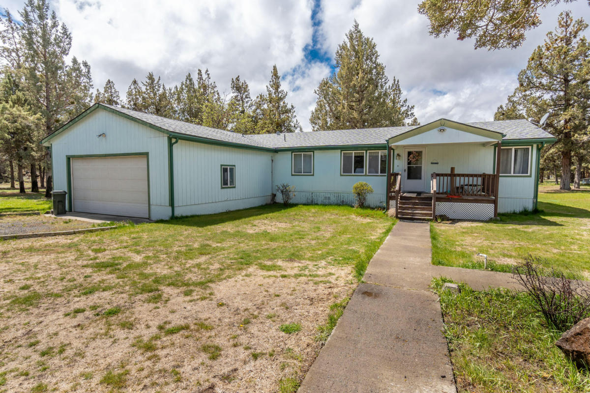 63565 HUGHES RD, BEND, OR 97701, photo 1 of 24