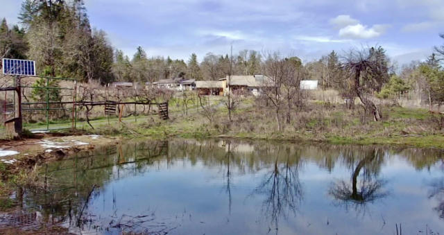 2446 HUGO RD, MERLIN, OR 97532, photo 2 of 27