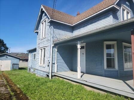620 C ST, MYRTLE POINT, OR 97458, photo 4 of 73