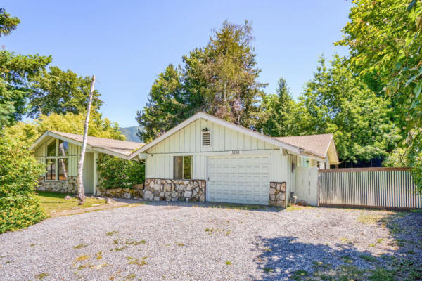 1151 SE GRANDVIEW AVE, GRANTS PASS, OR 97527 - Image 1