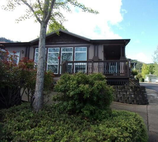 402 KNOLL TERRACE DR, CANYONVILLE, OR 97417, photo 1 of 36