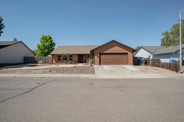 72 CHRISTA LN, EAGLE POINT, OR 97524 - Image 1