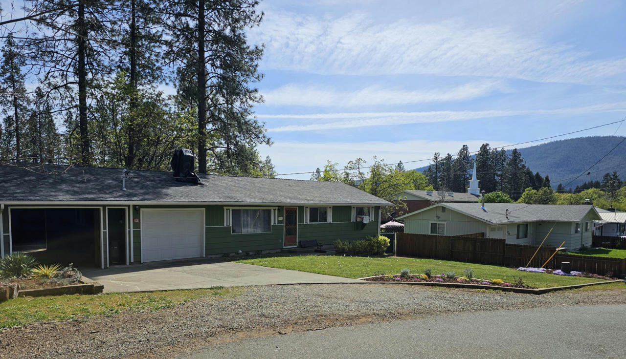 333 TERRACE DR, CAVE JUNCTION, OR 97523, photo 1 of 32