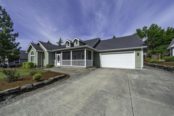 1025 TERRACE PL, SHADY COVE, OR 97539 - Image 1