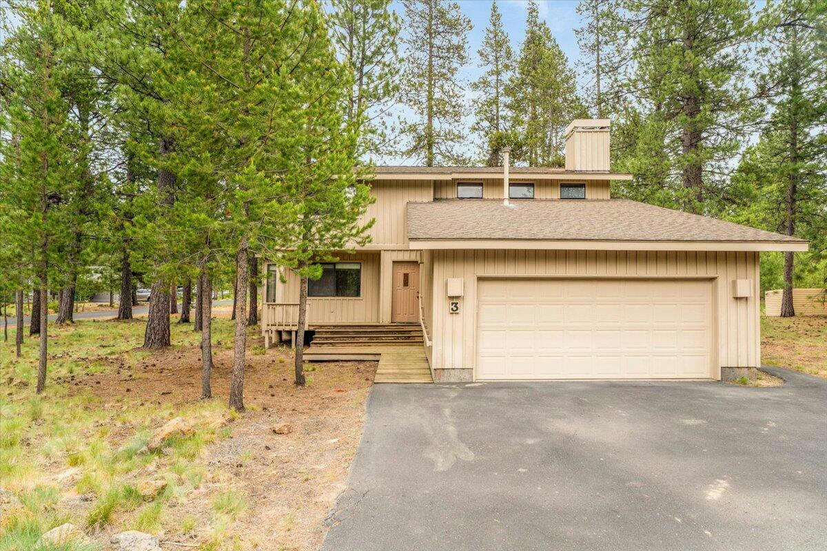 18155 RAGER MOUNTAIN LN # 3, SUNRIVER, OR 97707, photo 1 of 22